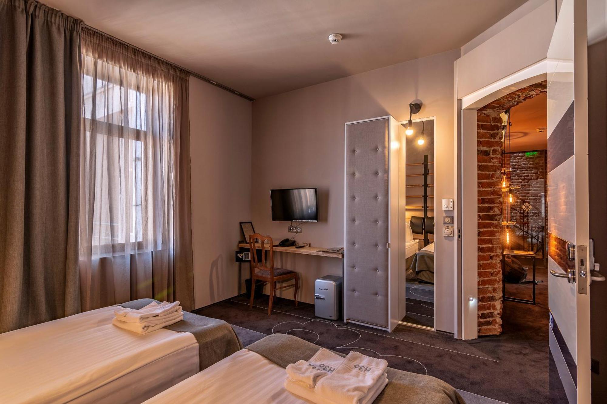 Hotel Design 36 3*